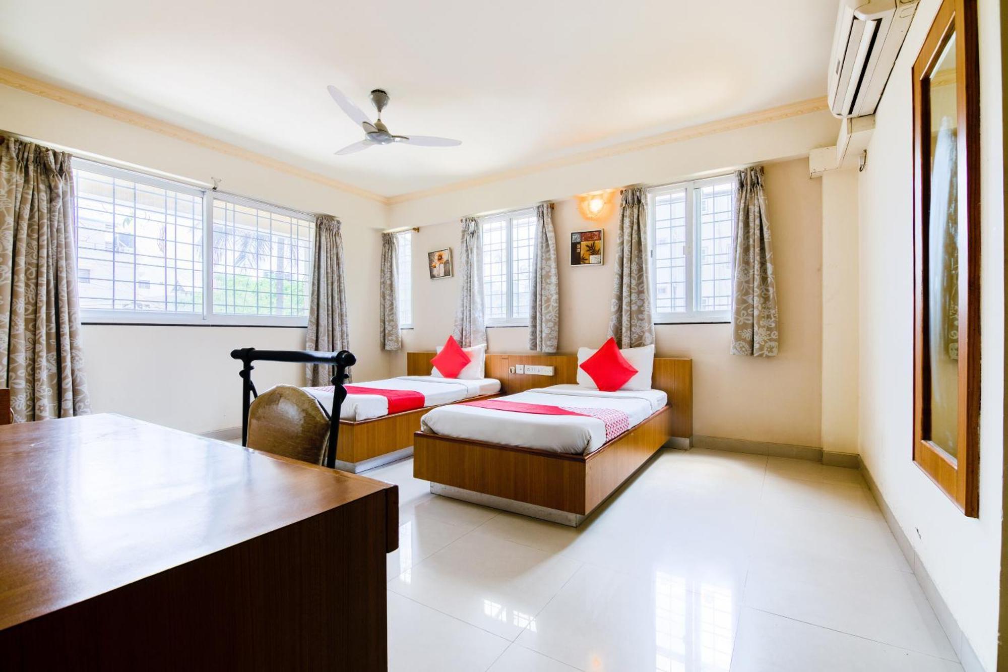Flagship Aayush Corporate Stays Near Nexus Mall Koramangala Bangalore Luaran gambar
